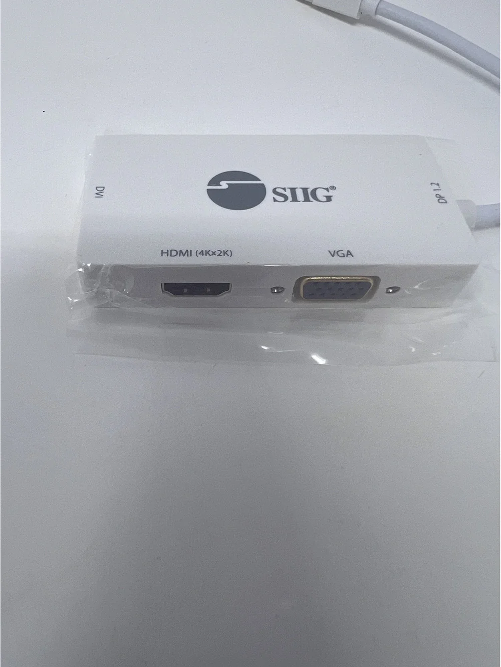 Siig Mini DisplayPort 1.2 to HDMI/DVI/VGA 3-in-1 Conversion Adapter